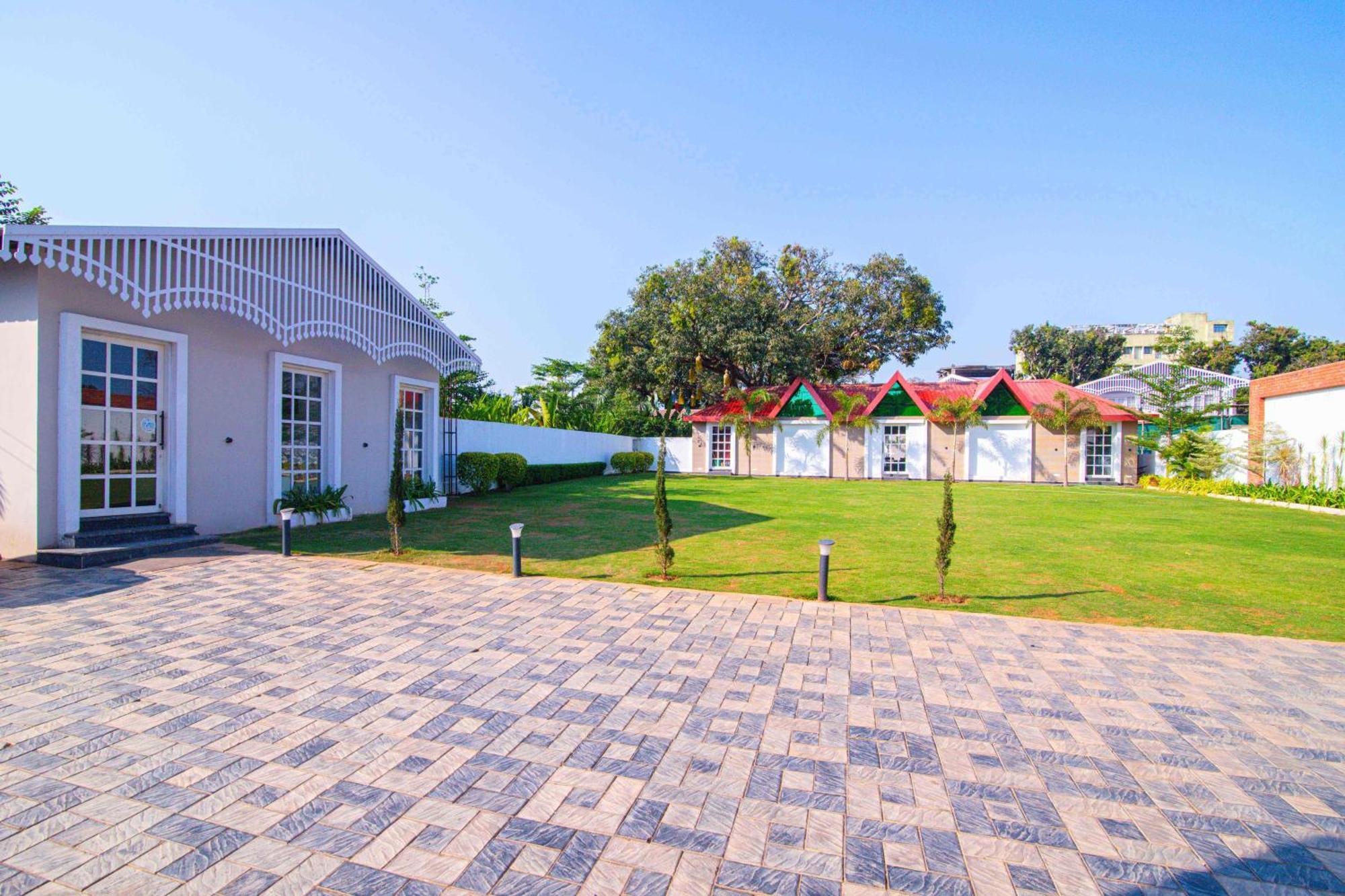 Treebo Greenland Resort, Patia Bhubaneswar Exterior photo